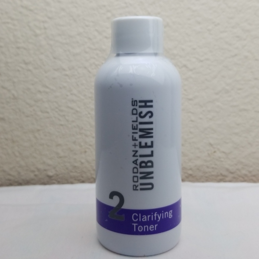 Rodan and Fields UNBLEMISH Acne Clarifying Toner
